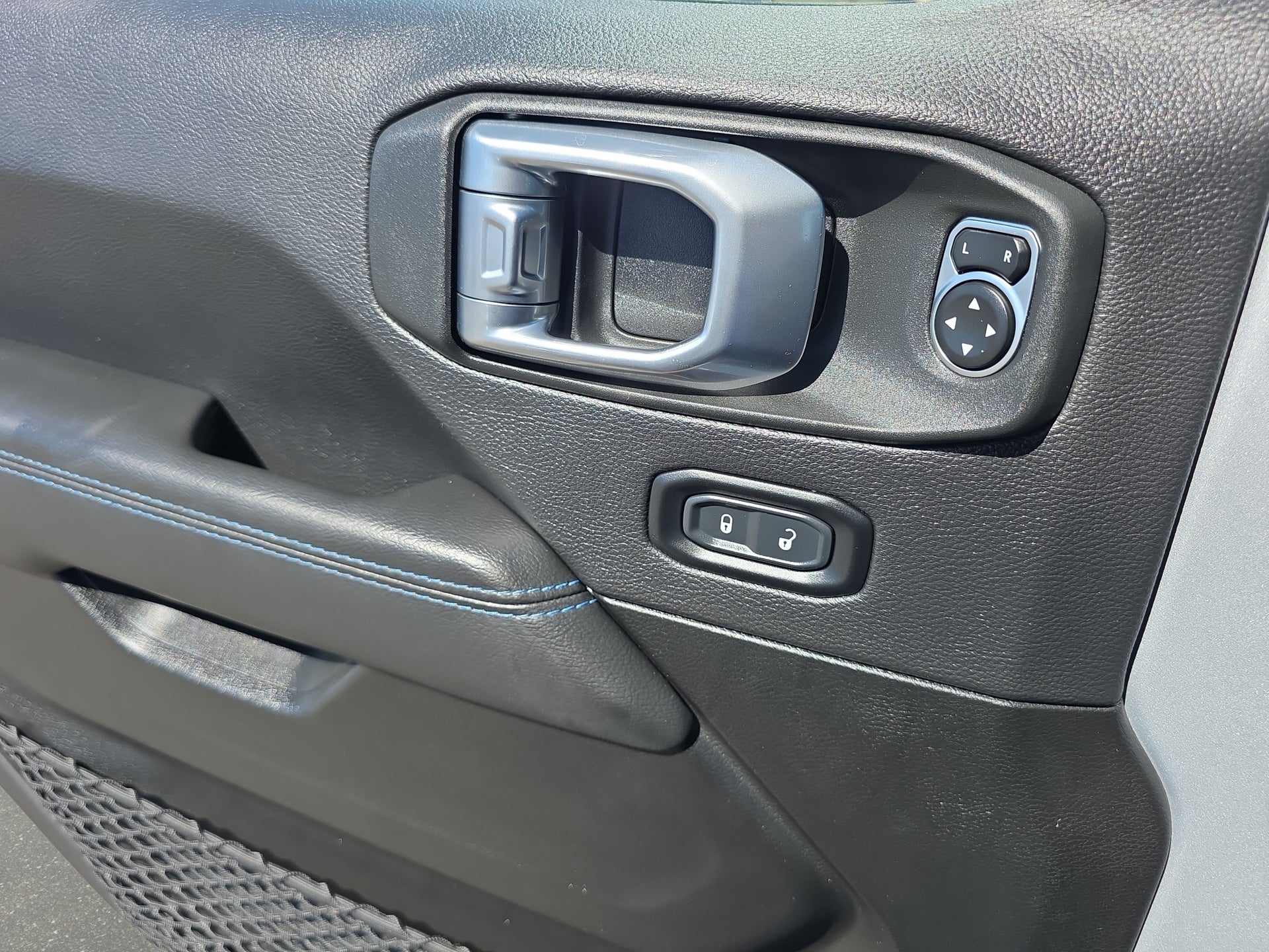 2023 Jeep Wrangler 4xe Rubicon 4XE - Photo 24
