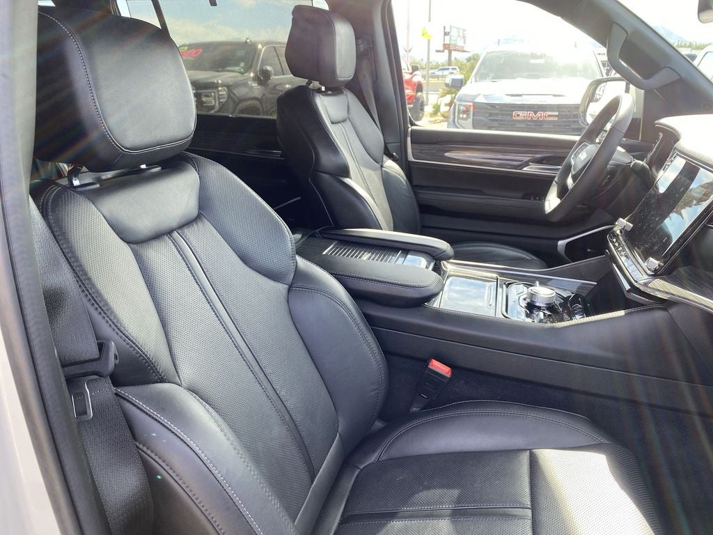 2022 Jeep Wagoneer Series III