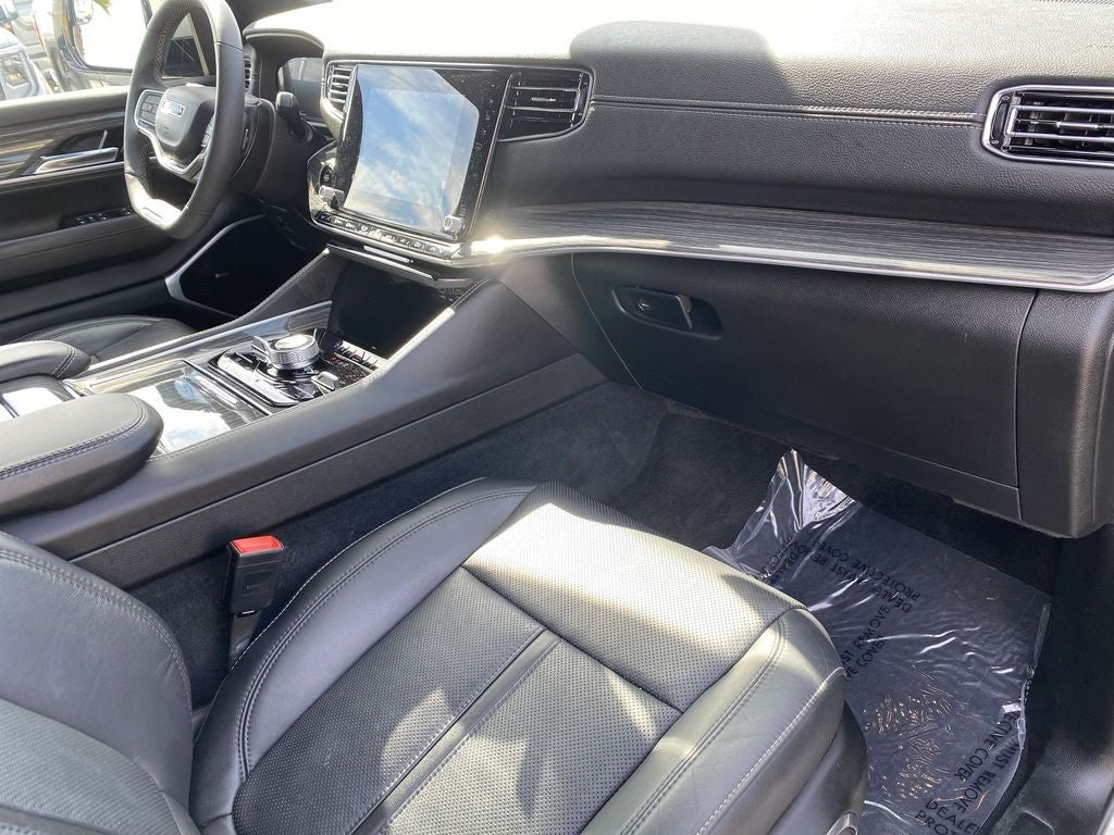 2022 Jeep Wagoneer Series III