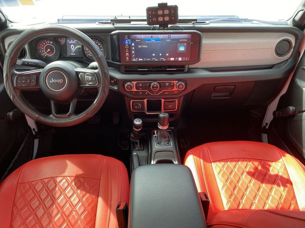 2024 Jeep Gladiator Sport