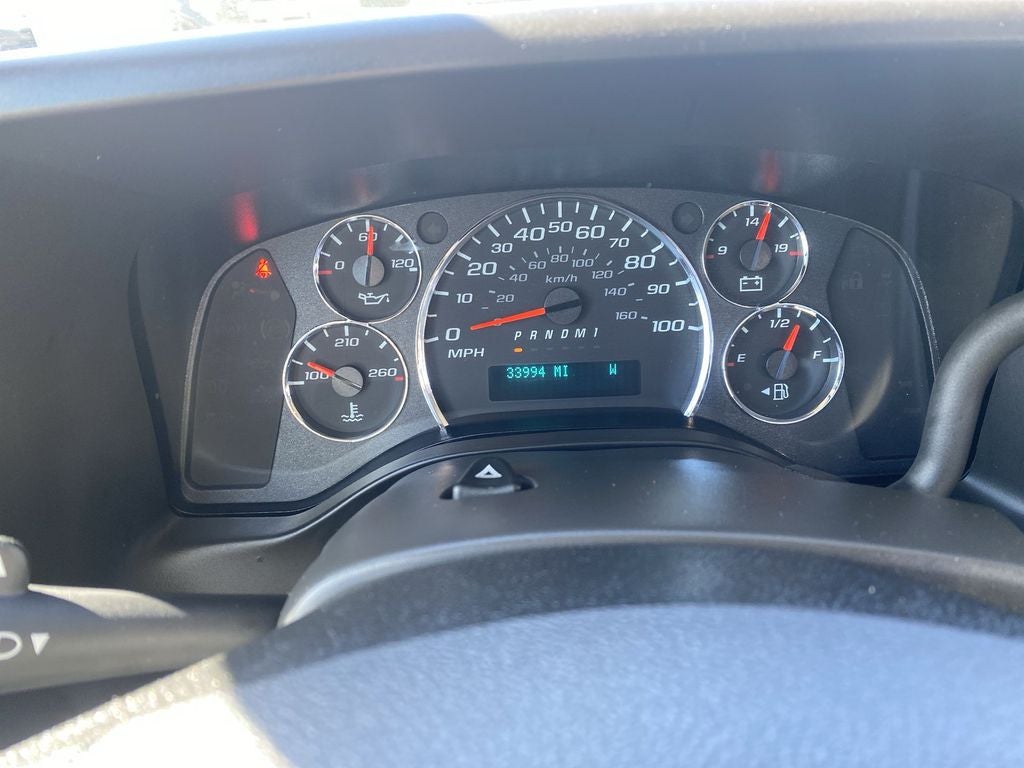 2023 Chevrolet Express Passenger 3500 1LS