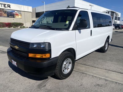 2023 Chevrolet Express Passenger 3500 1LS