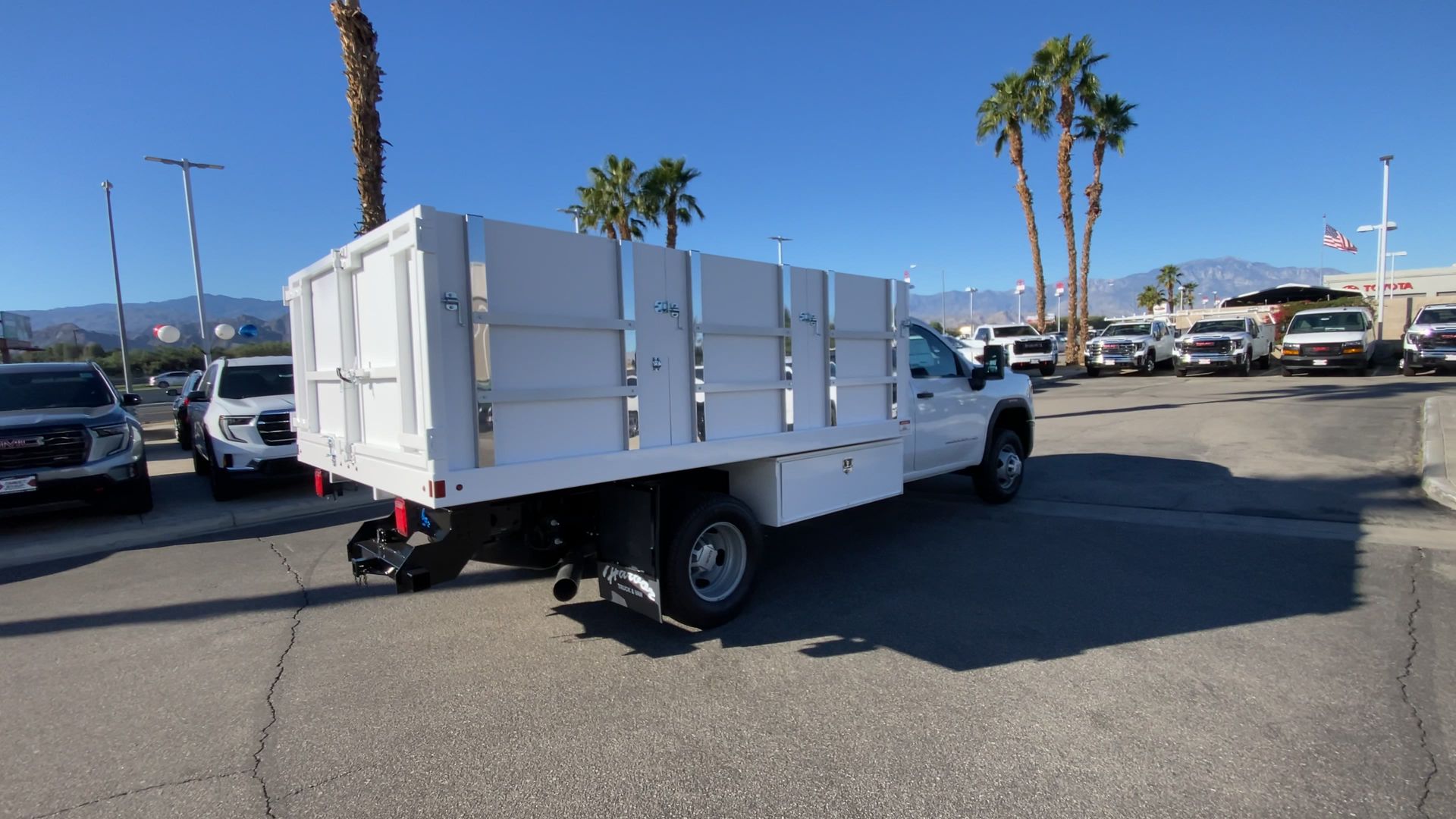 2026 GMC Sierra 3500 HD Chassis Cab Pro