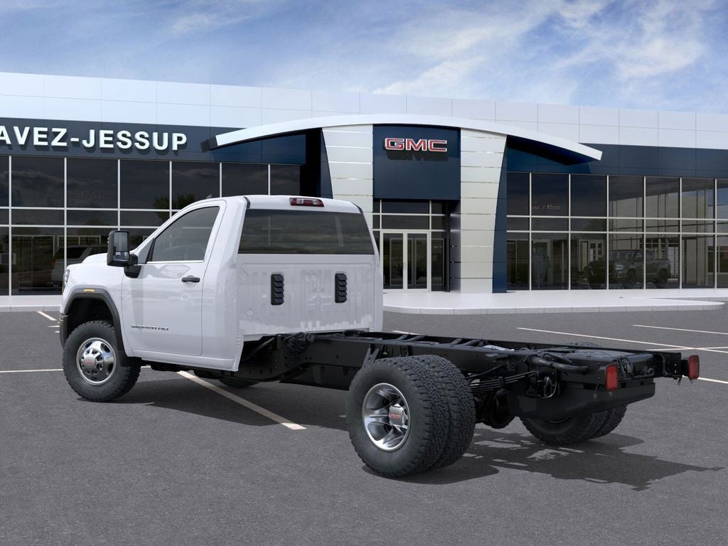 2026 GMC Sierra 3500 HD Chassis Cab Pro