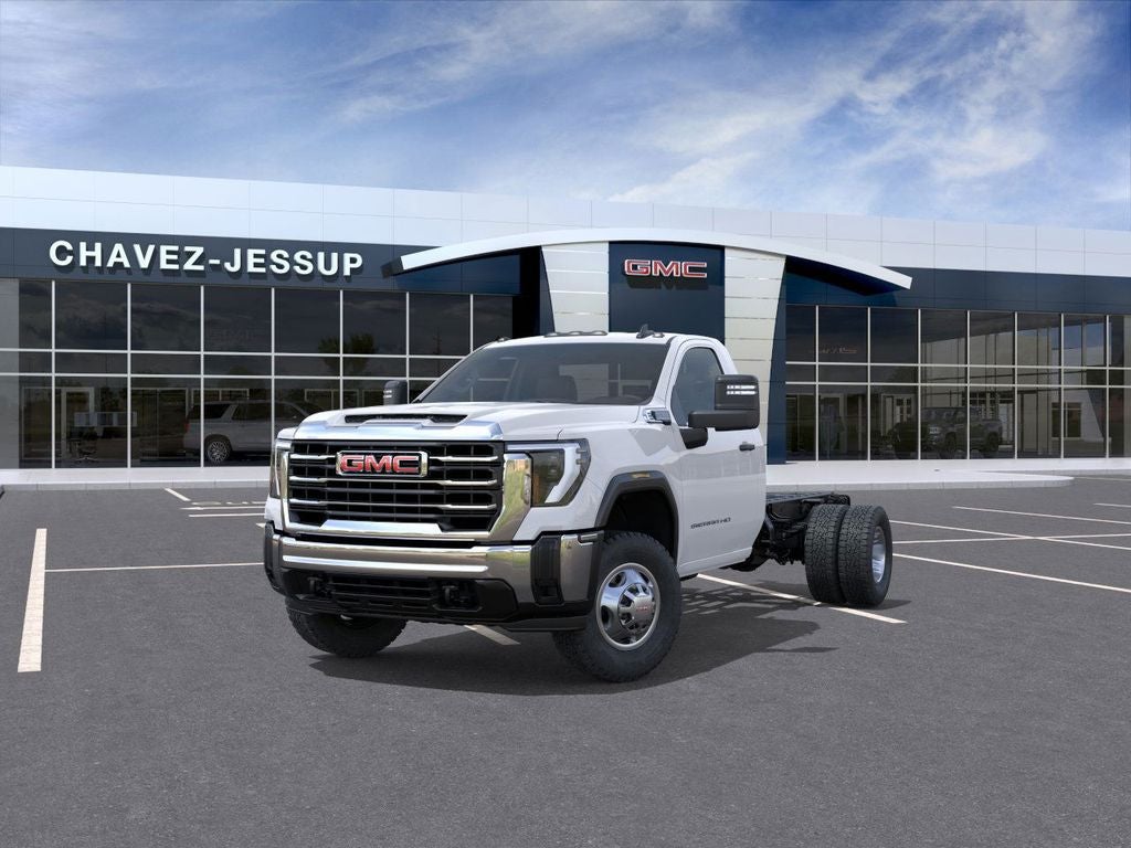 2026 GMC Sierra 3500 HD Chassis Cab Pro