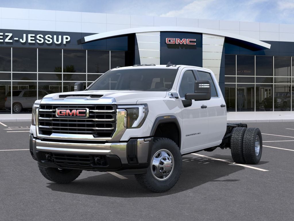 2026 GMC Sierra 3500 HD Chassis Cab Pro