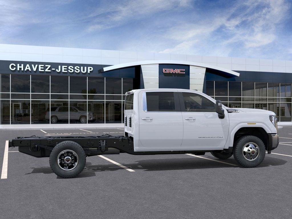 2026 GMC Sierra 3500 HD Chassis Cab SLE