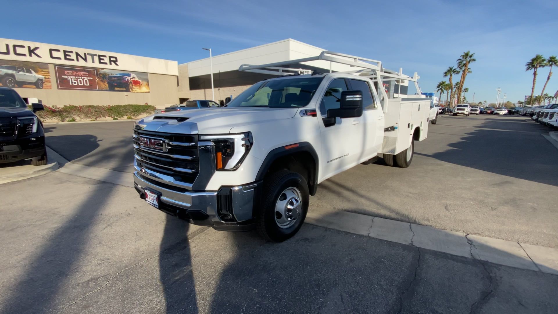 2026 GMC Sierra 3500 HD Chassis Cab SLE