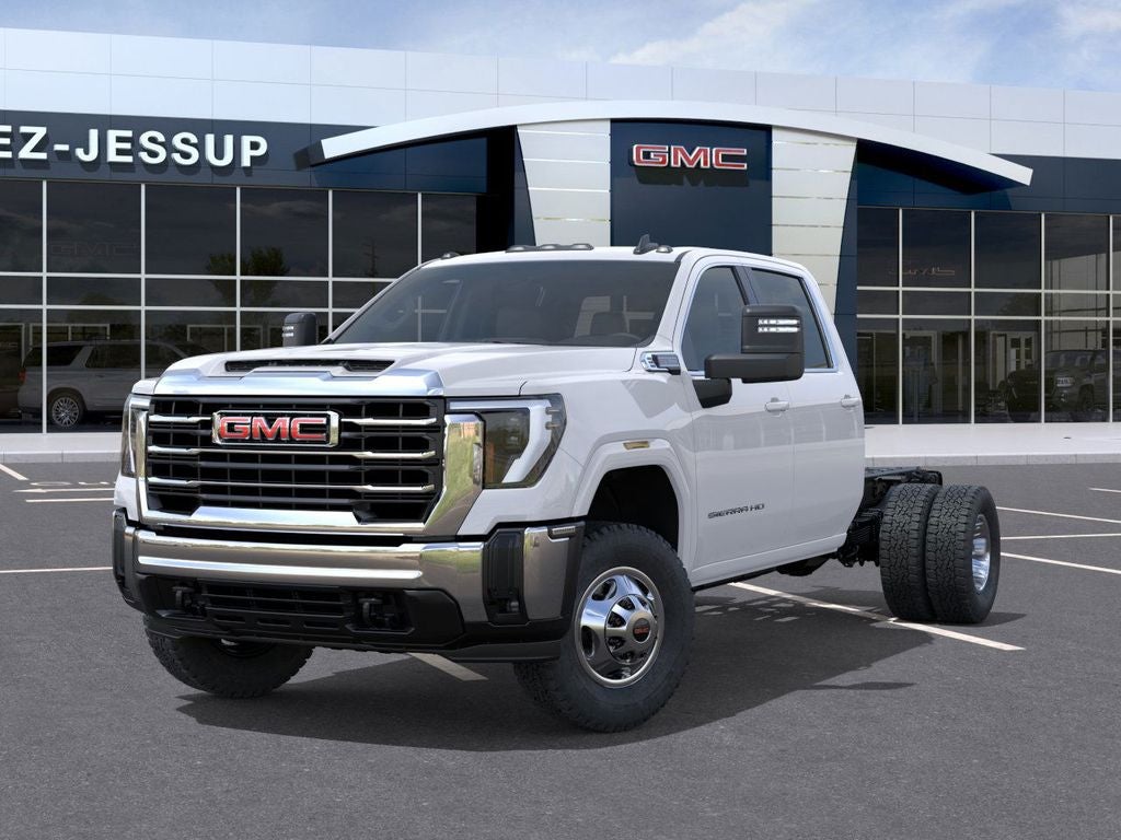 2026 GMC Sierra 3500 HD Chassis Cab SLE
