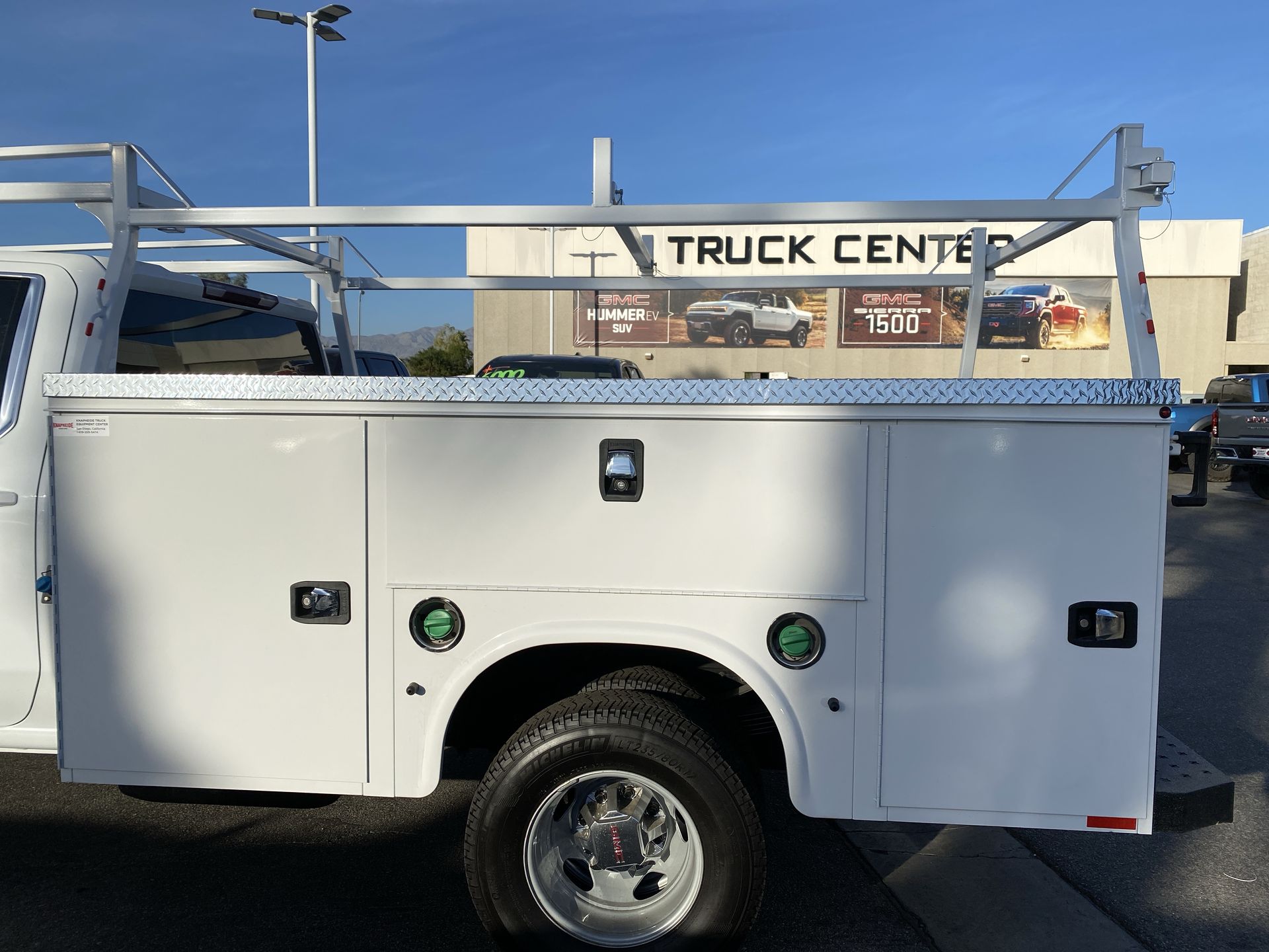 2026 GMC Sierra 3500 HD Chassis Cab SLE