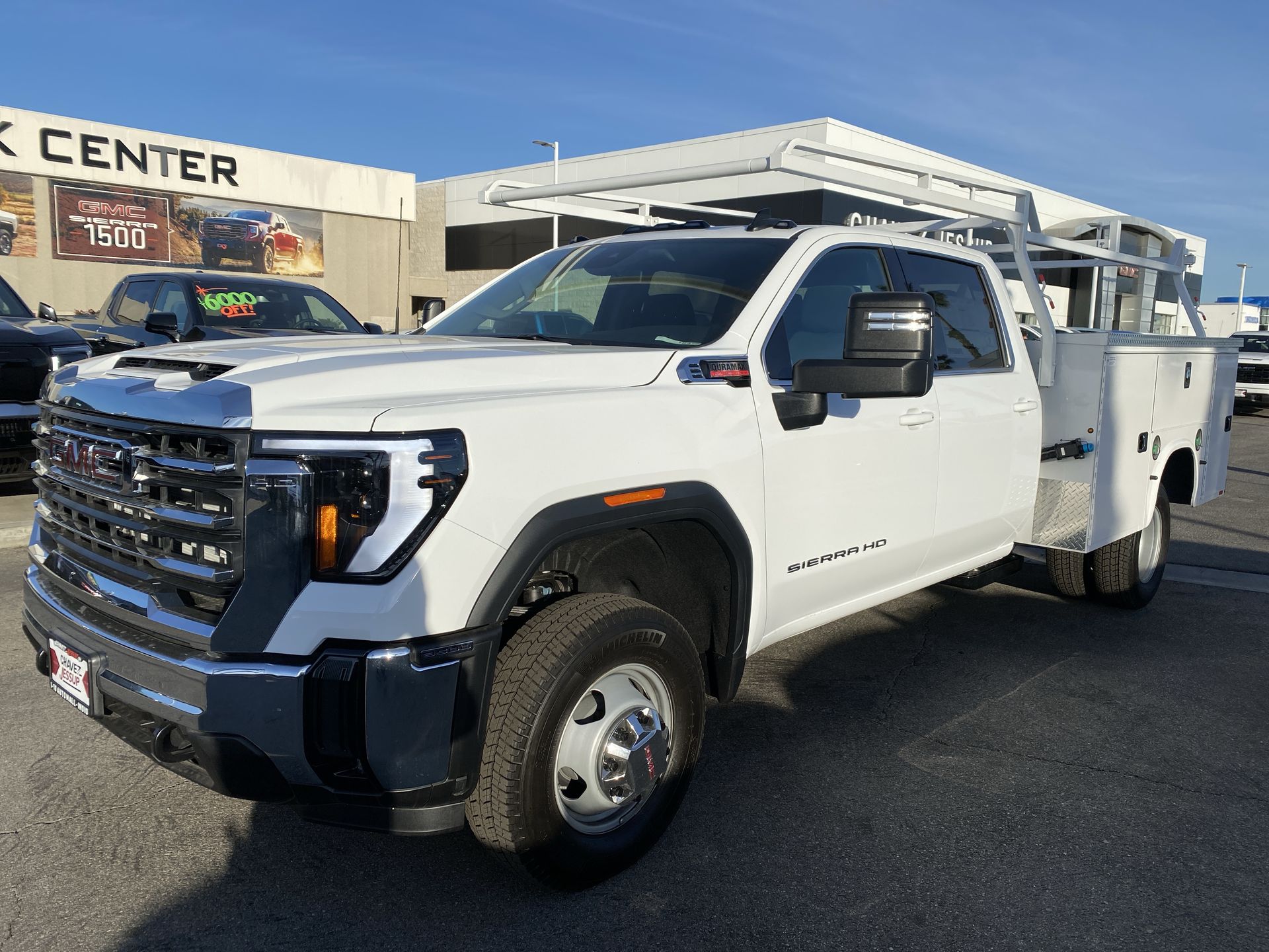2026 GMC Sierra 3500 HD Chassis Cab SLE