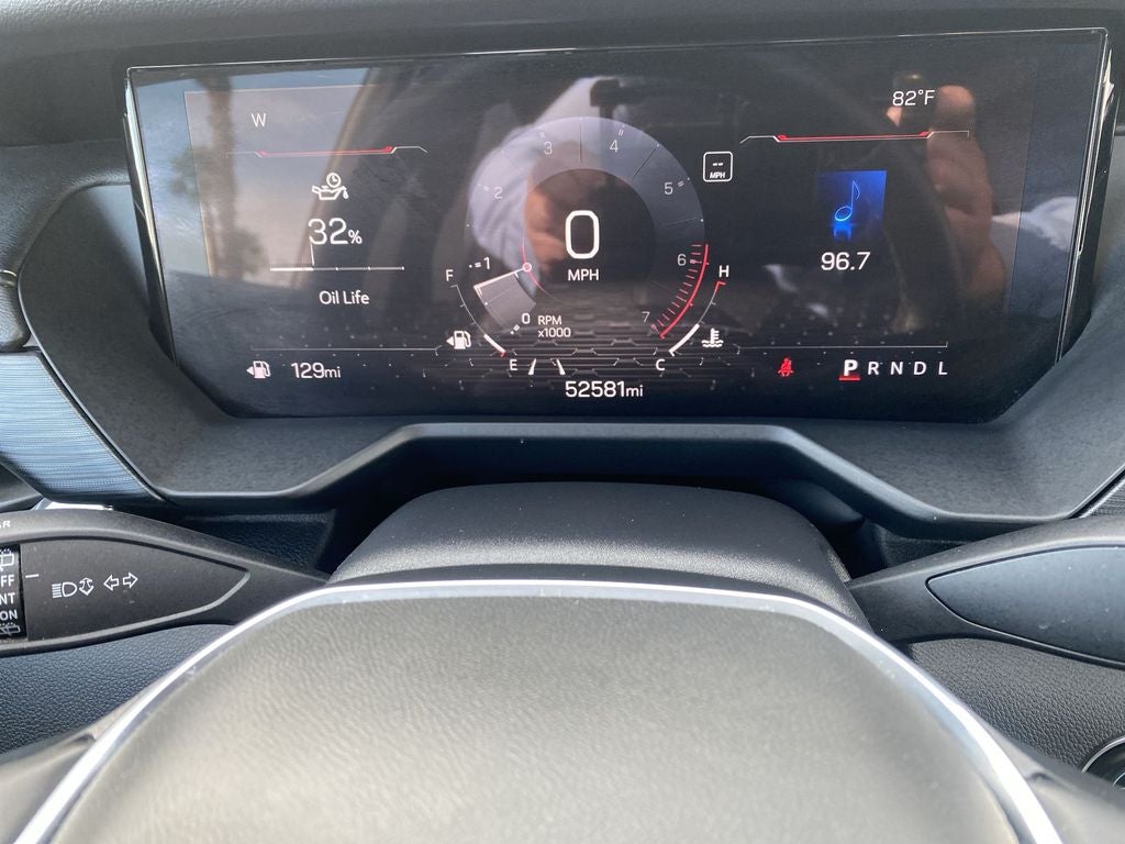 2024 GMC Acadia Elevation