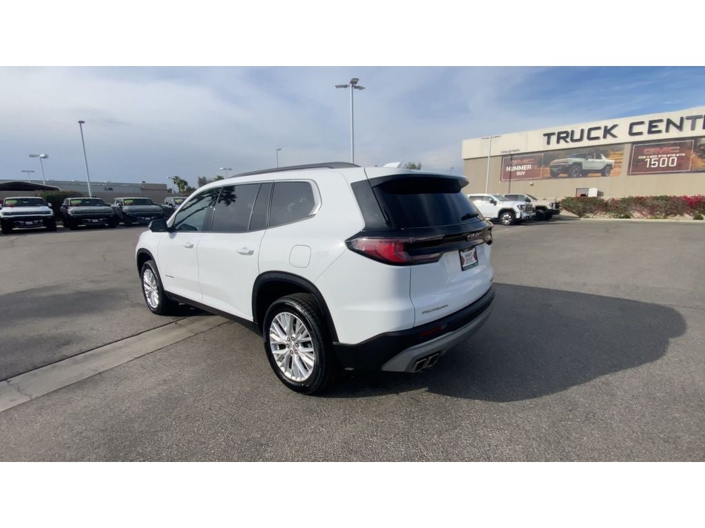 2024 GMC Acadia Elevation