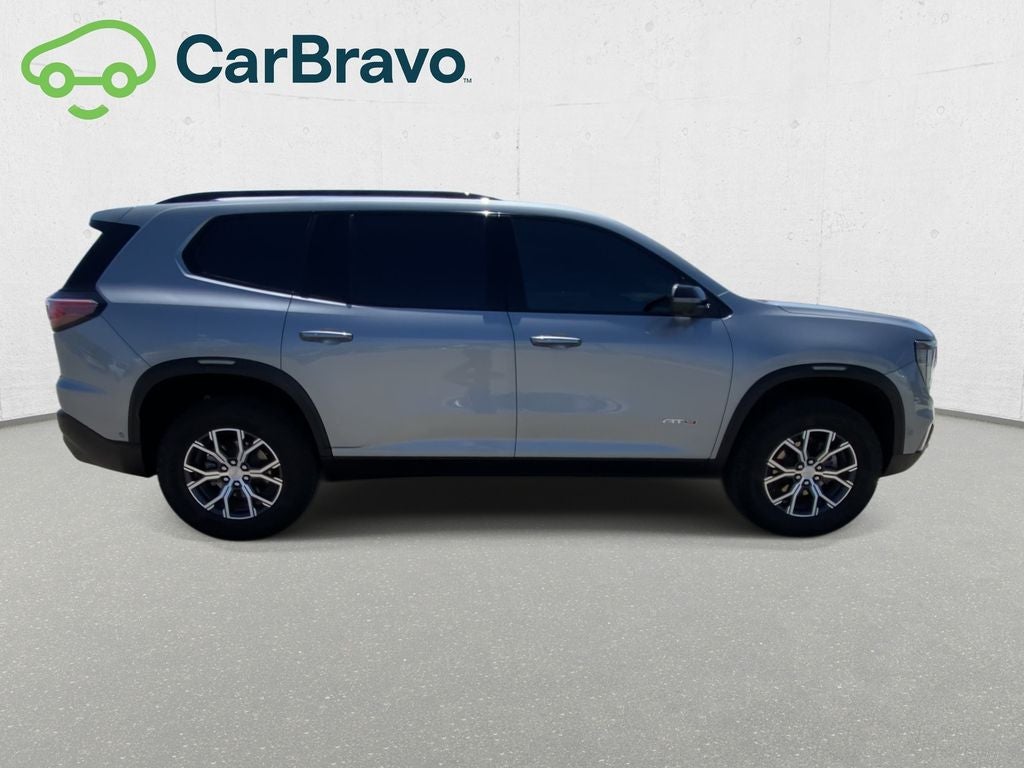 2024 GMC Acadia AT4