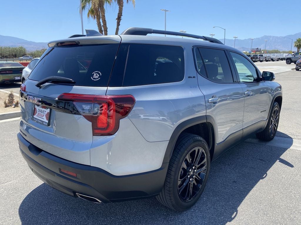 2023 GMC Acadia SLE