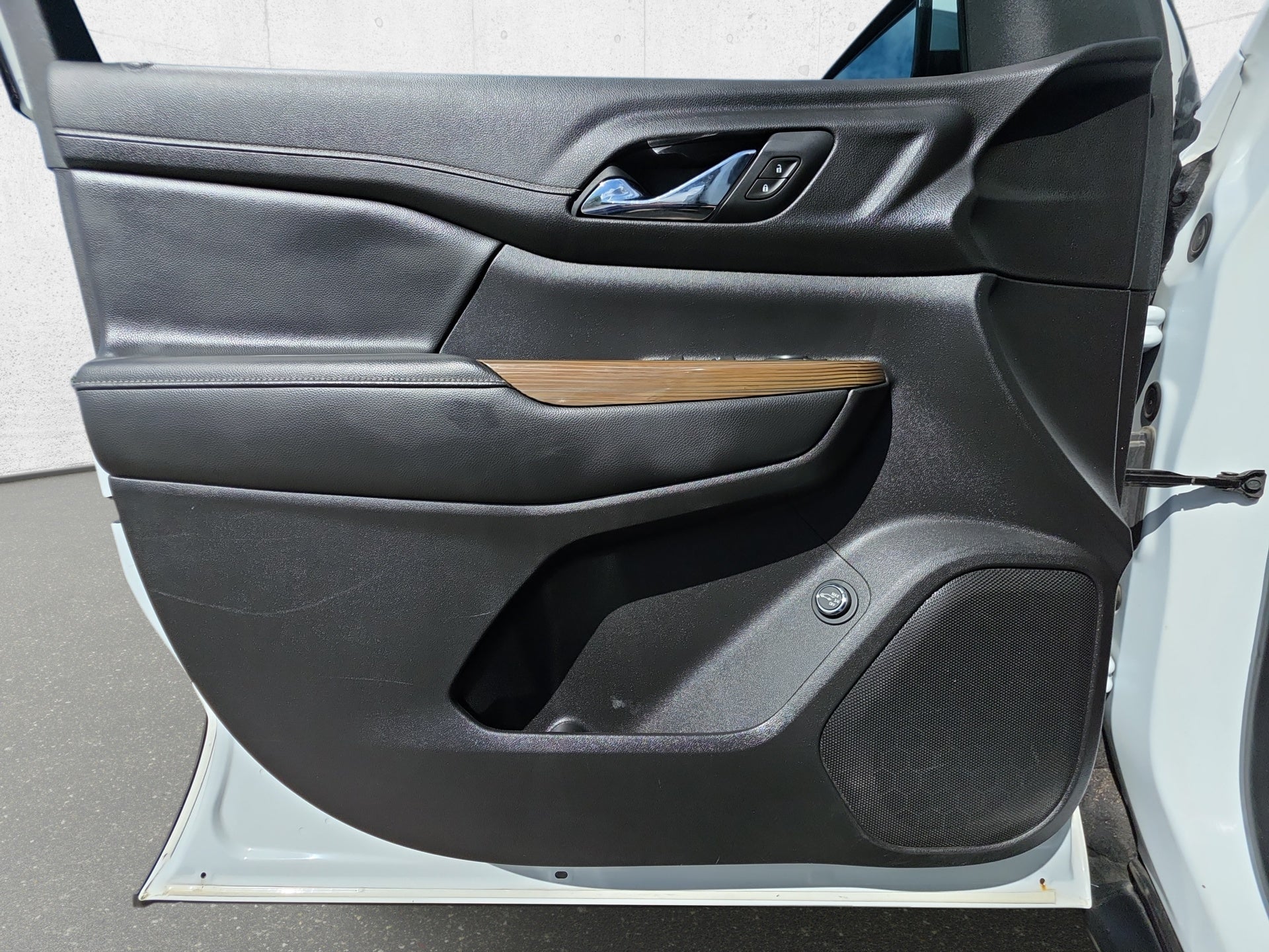 2020 GMC Acadia SLE - Photo 25