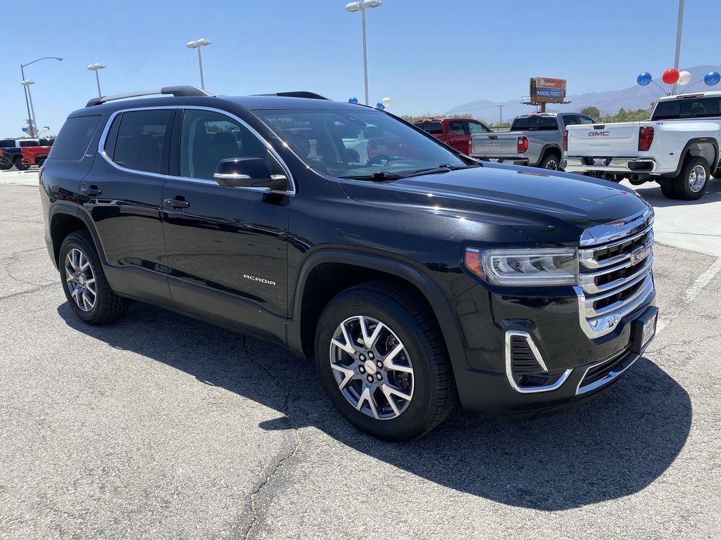 2023 GMC Acadia SLT