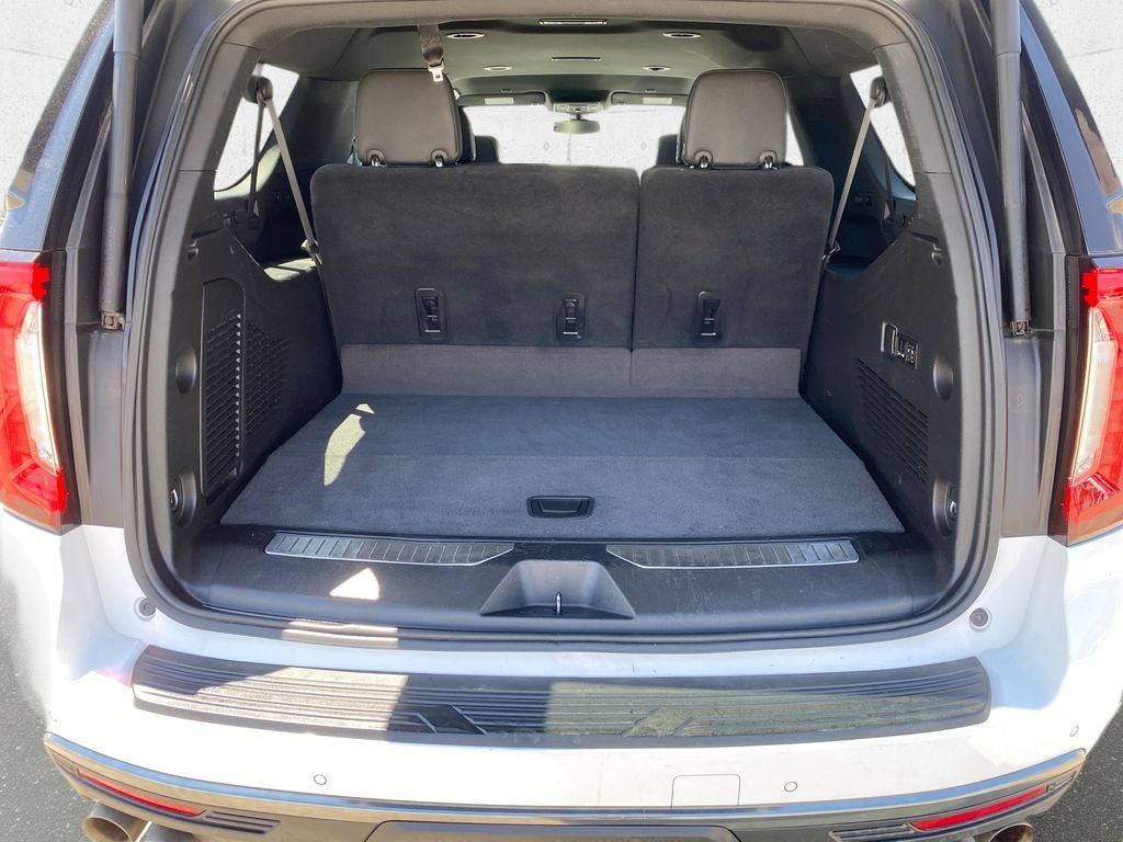 2022 GMC Yukon XL AT4