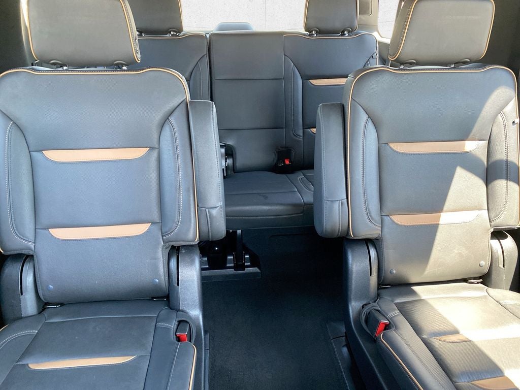 2022 GMC Yukon XL AT4