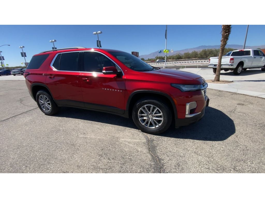 2022 Chevrolet Traverse LT Cloth