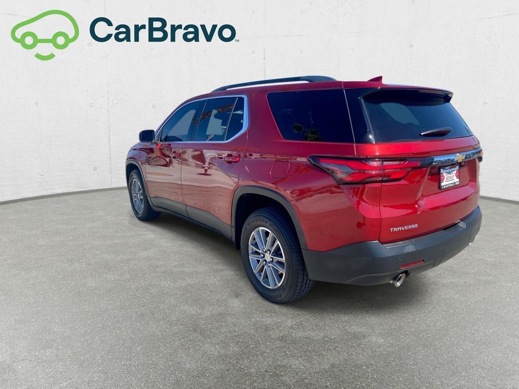2022 Chevrolet Traverse LT Cloth