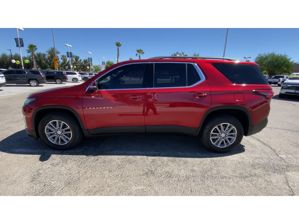 2022 Chevrolet Traverse LT Cloth