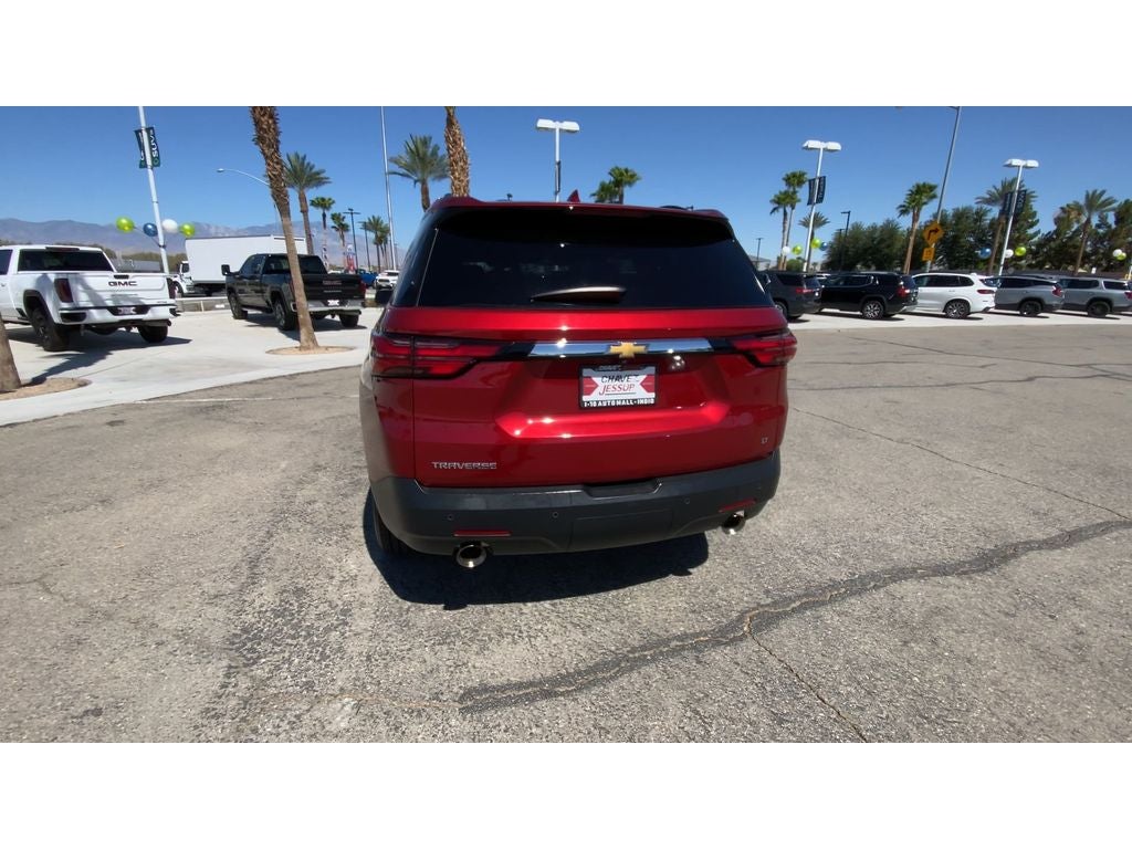 2022 Chevrolet Traverse LT Cloth