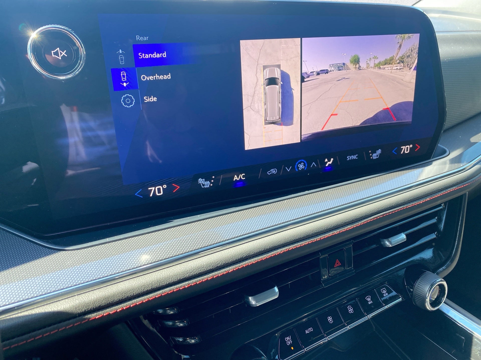 2025 Chevrolet Suburban RST