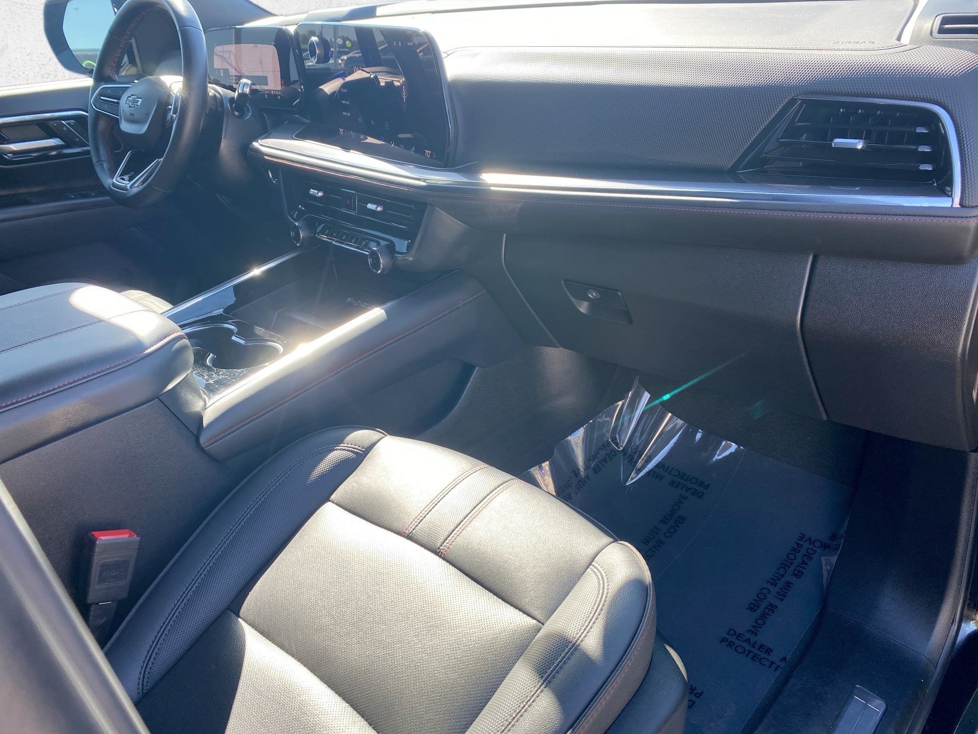 2025 Chevrolet Suburban RST