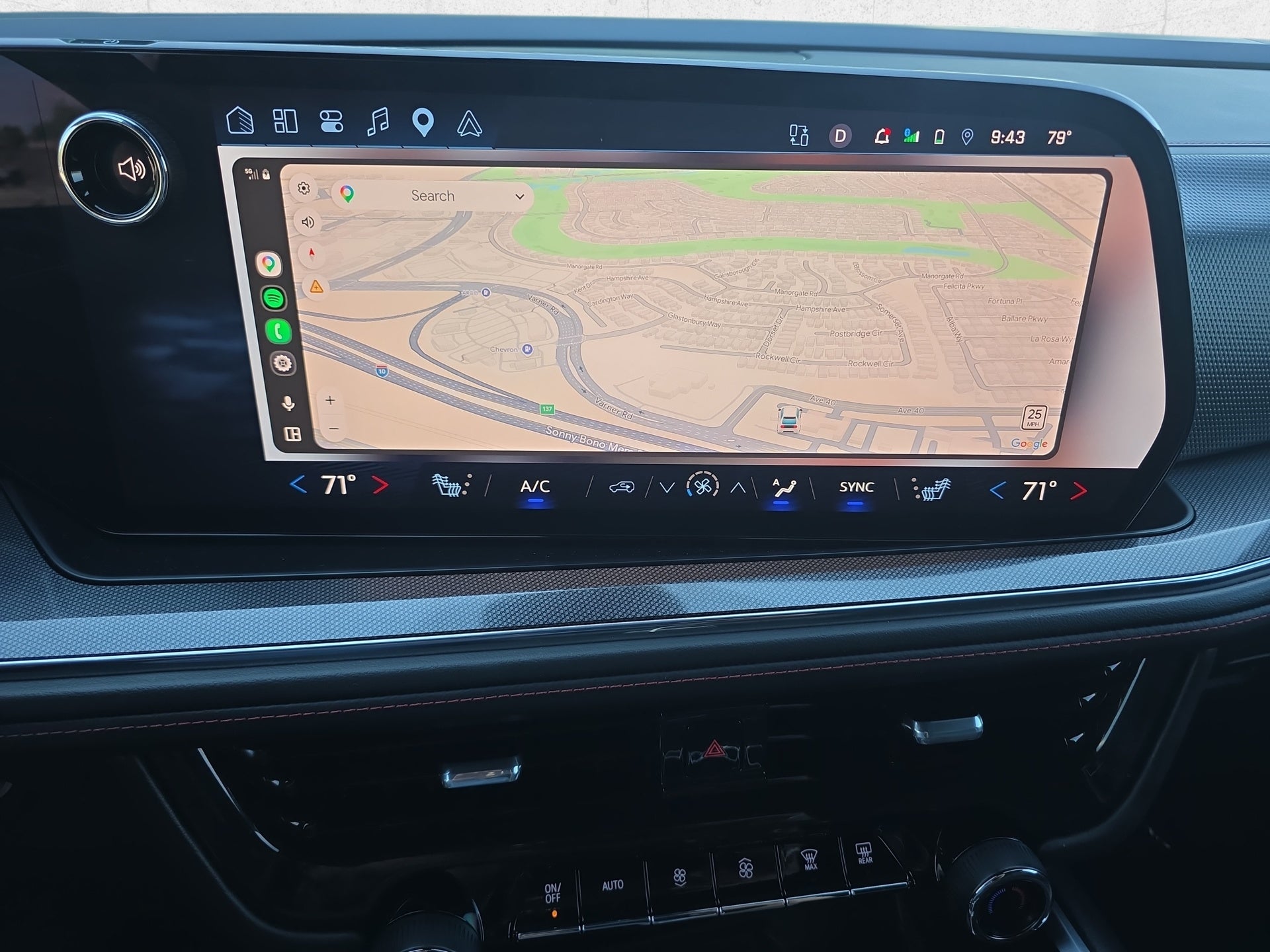 2025 Chevrolet Suburban RST