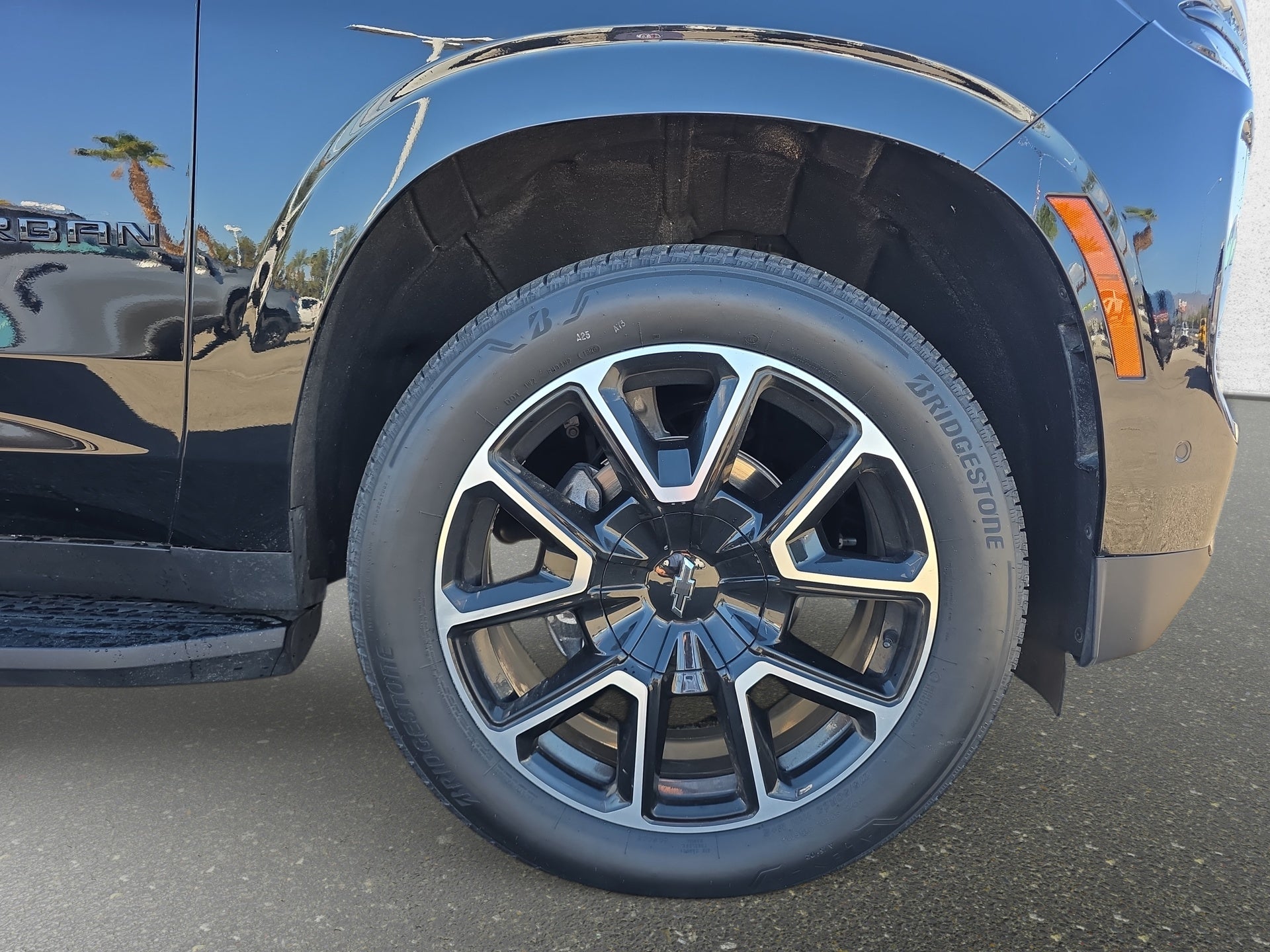 2025 Chevrolet Suburban RST