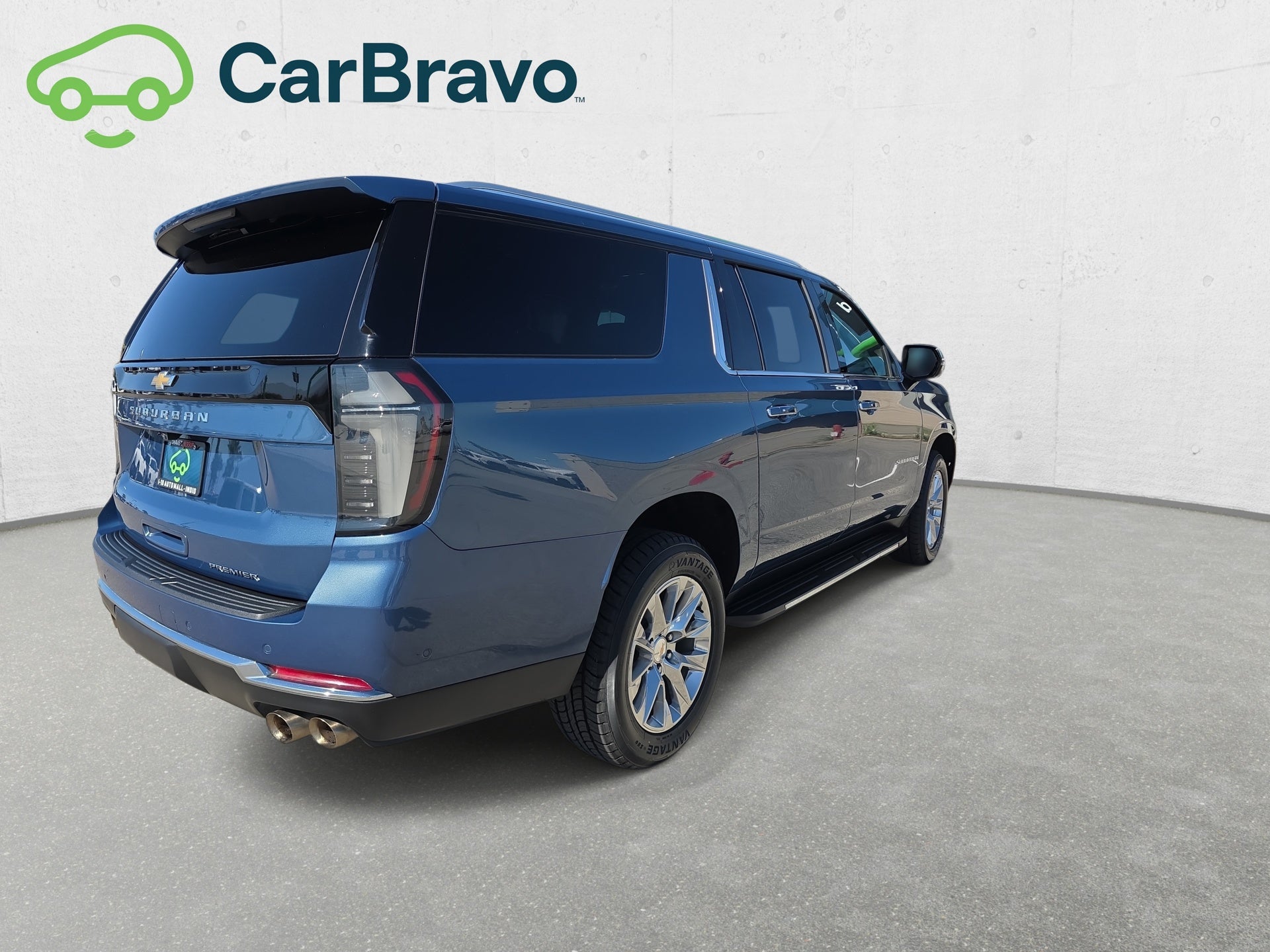 2025 Chevrolet Suburban Premier - Photo 39