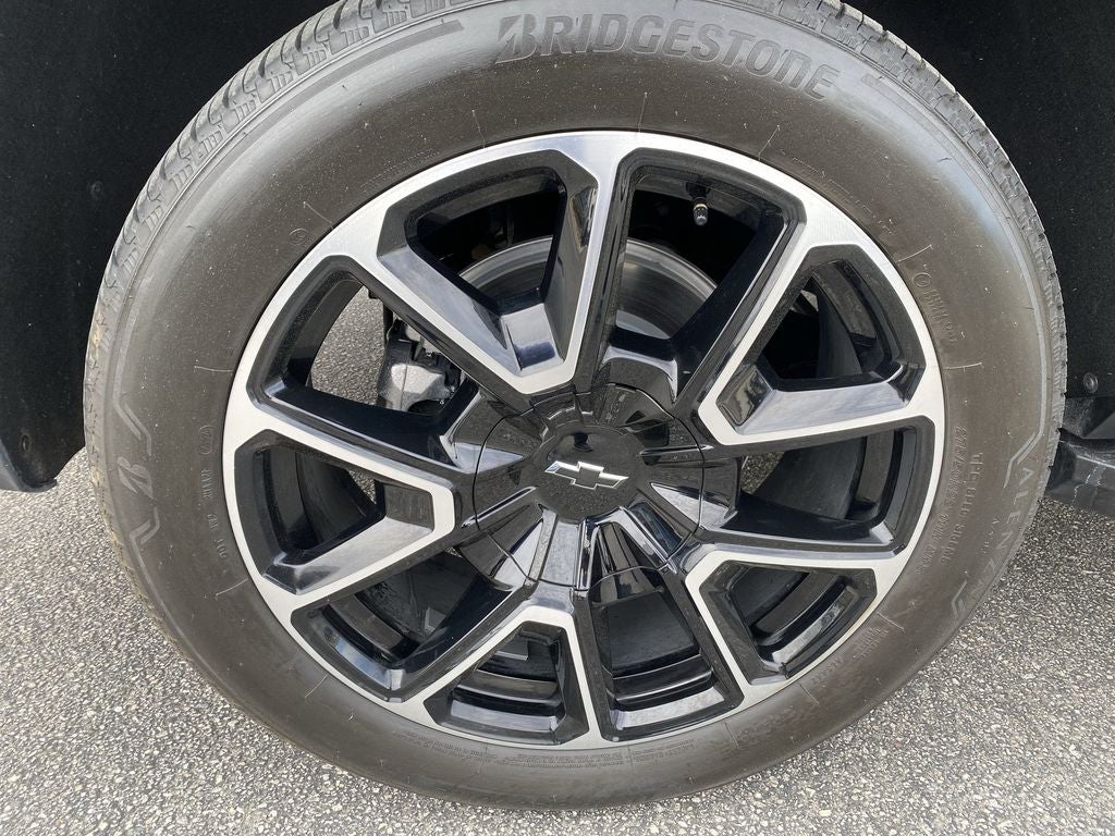 2025 Chevrolet Tahoe RST