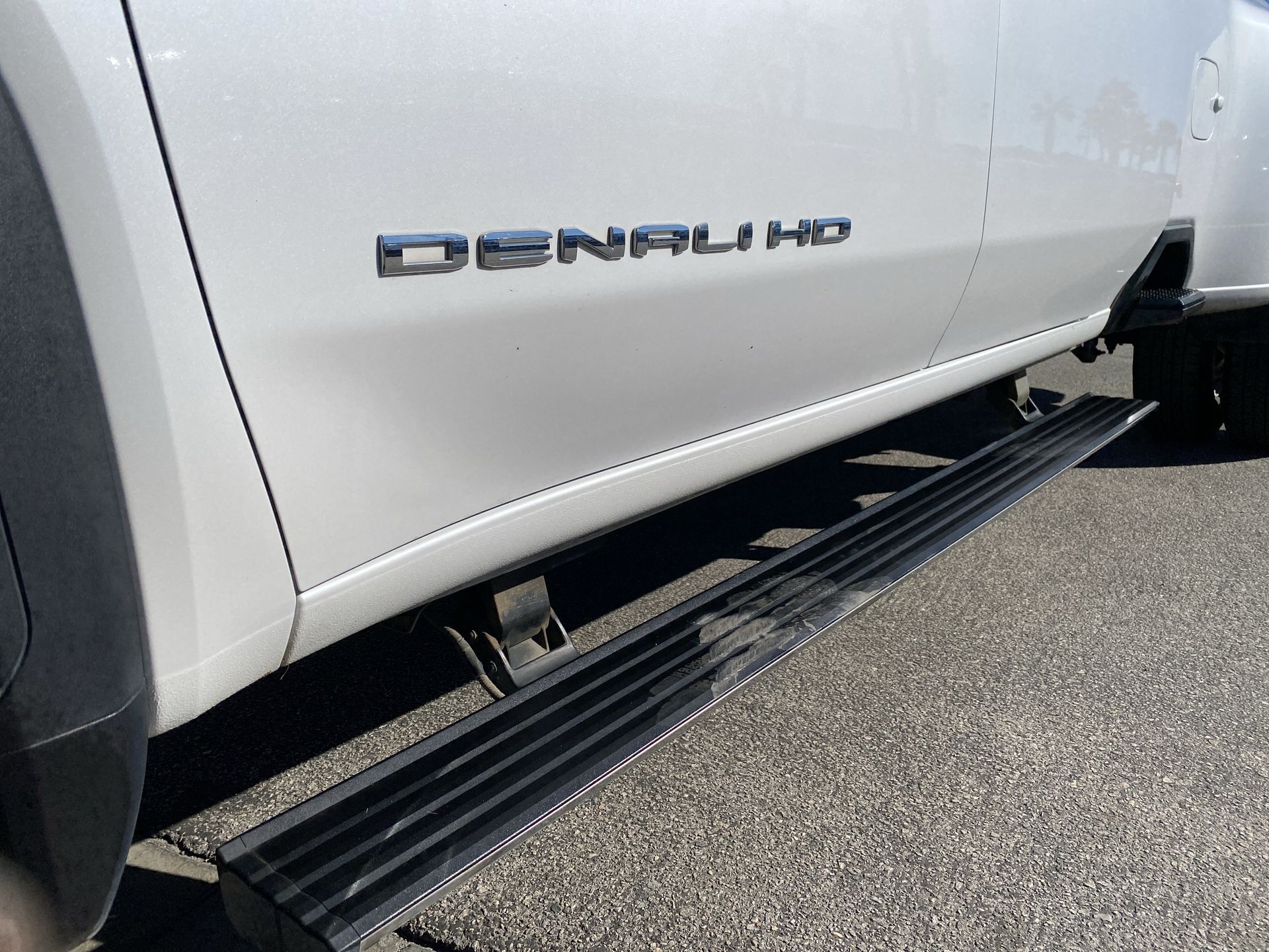 2023 GMC Sierra 3500 HD Denali