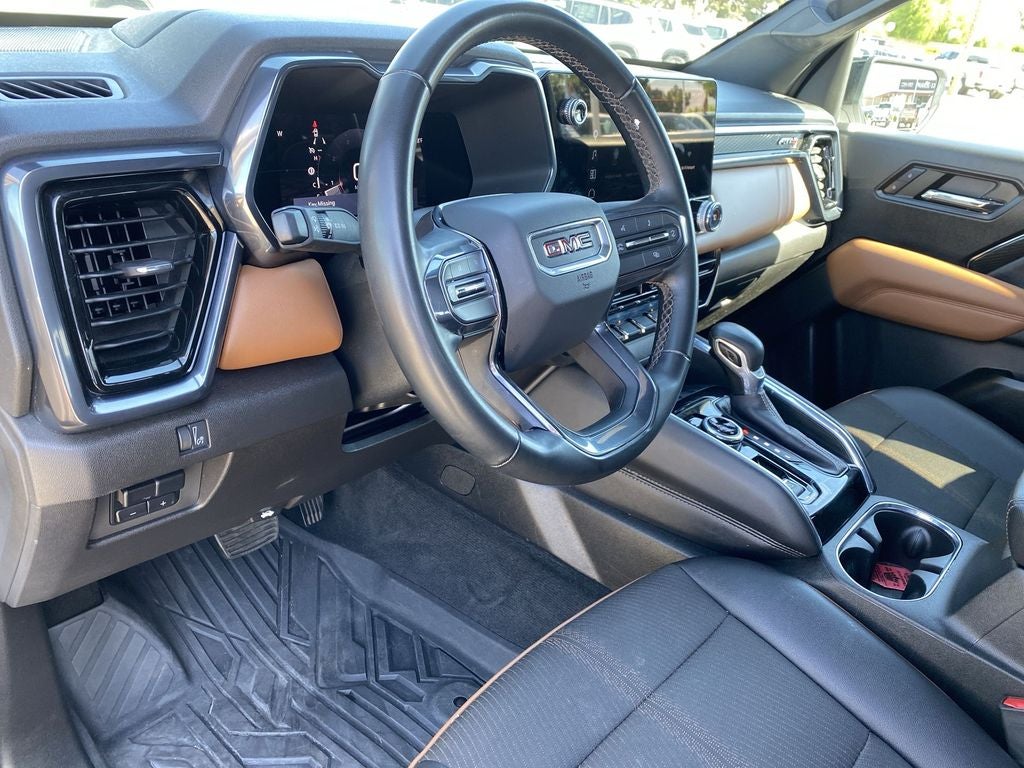 2023 GMC Canyon AT4