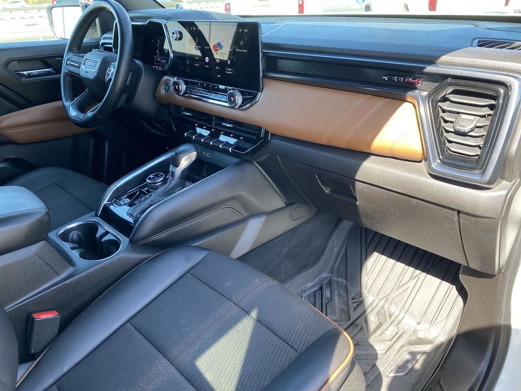2023 GMC Canyon AT4