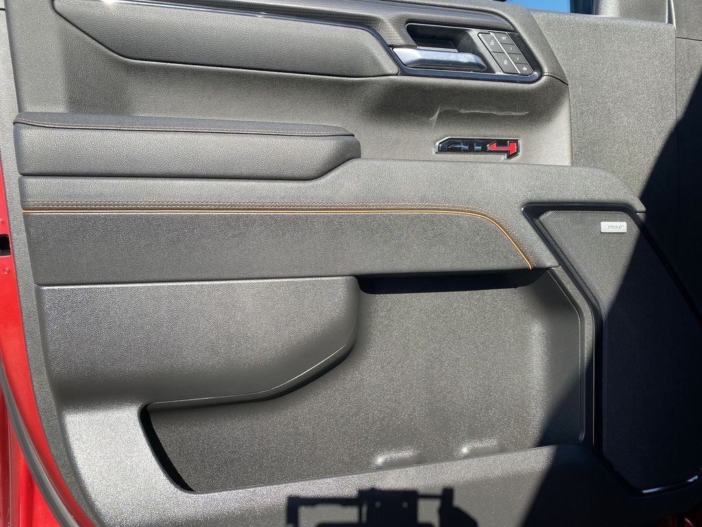 2025 GMC Sierra 1500 AT4