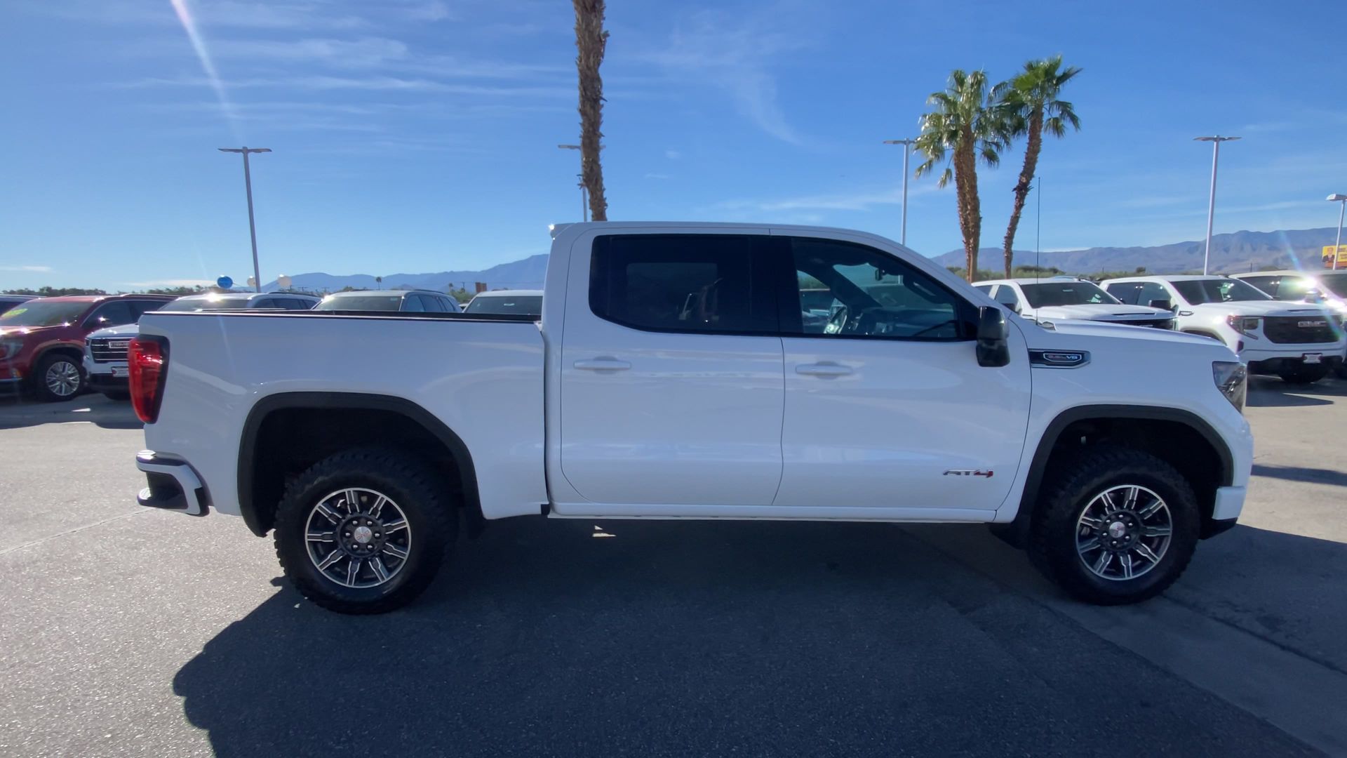 2025 GMC Sierra 1500 AT4