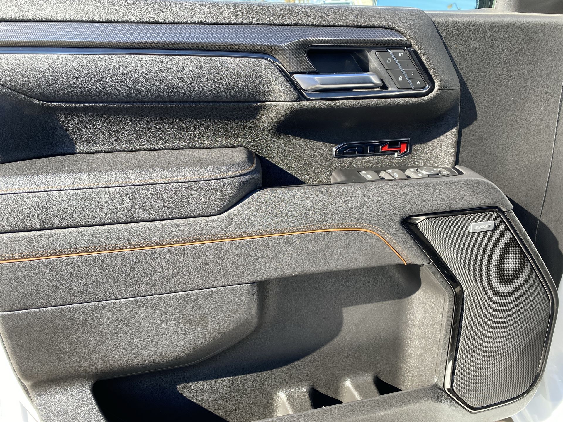 2025 GMC Sierra 1500 AT4