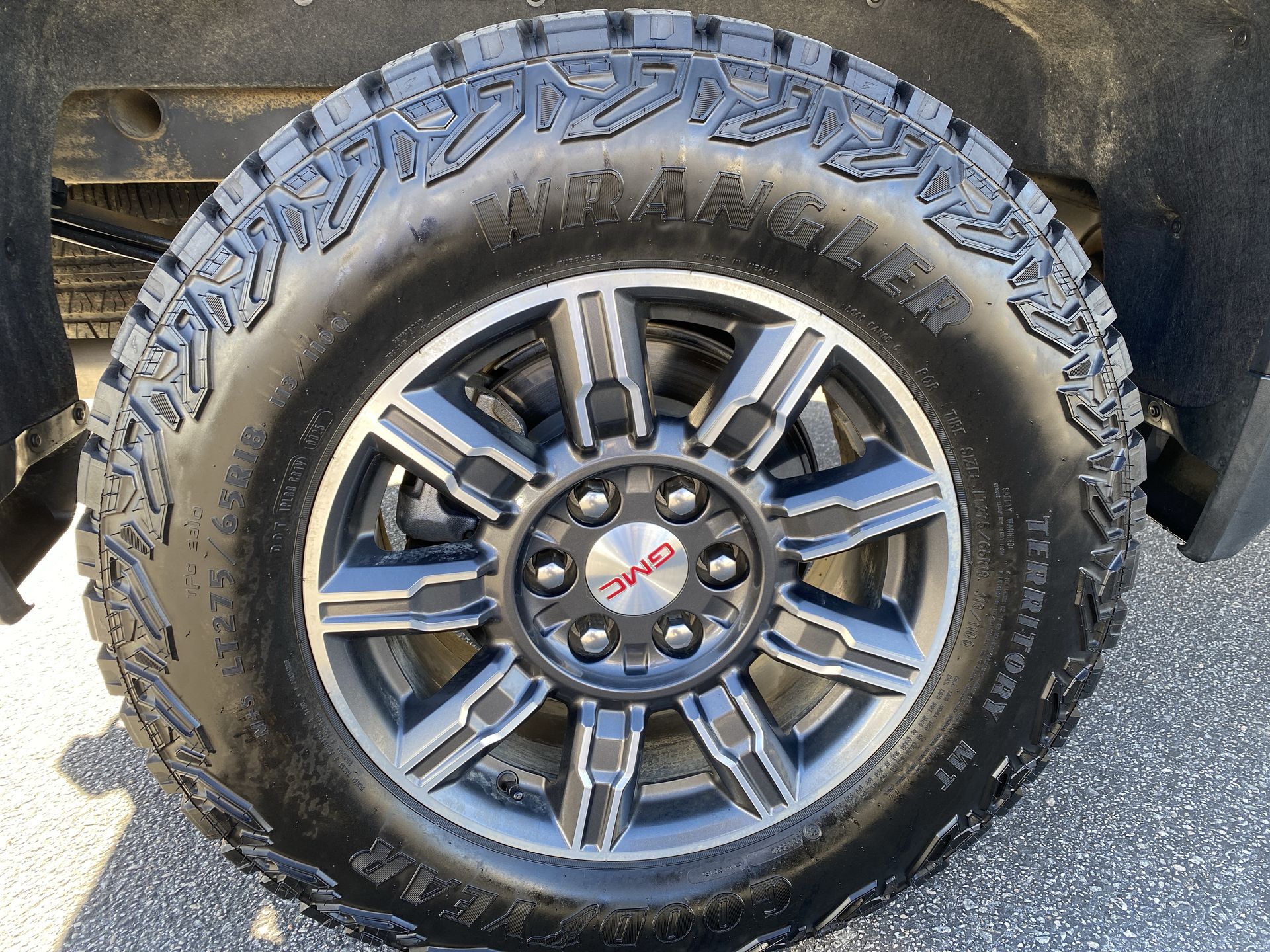 2025 GMC Sierra 1500 AT4