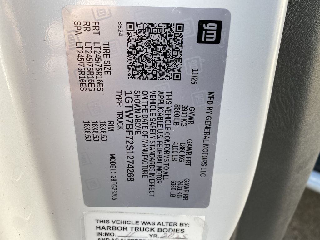 2025 GMC Savana Cargo 2500 Work Van