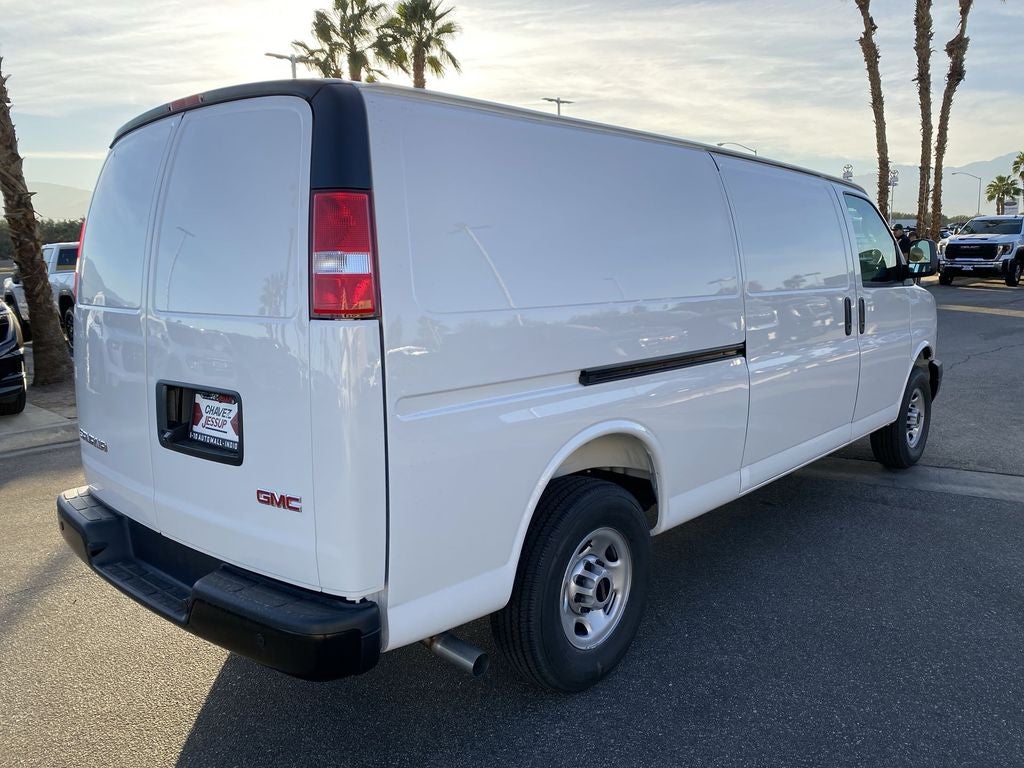 2025 GMC Savana Cargo 2500 Work Van