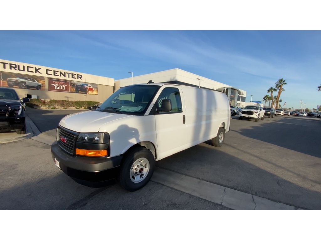 2025 GMC Savana Cargo 2500 Work Van
