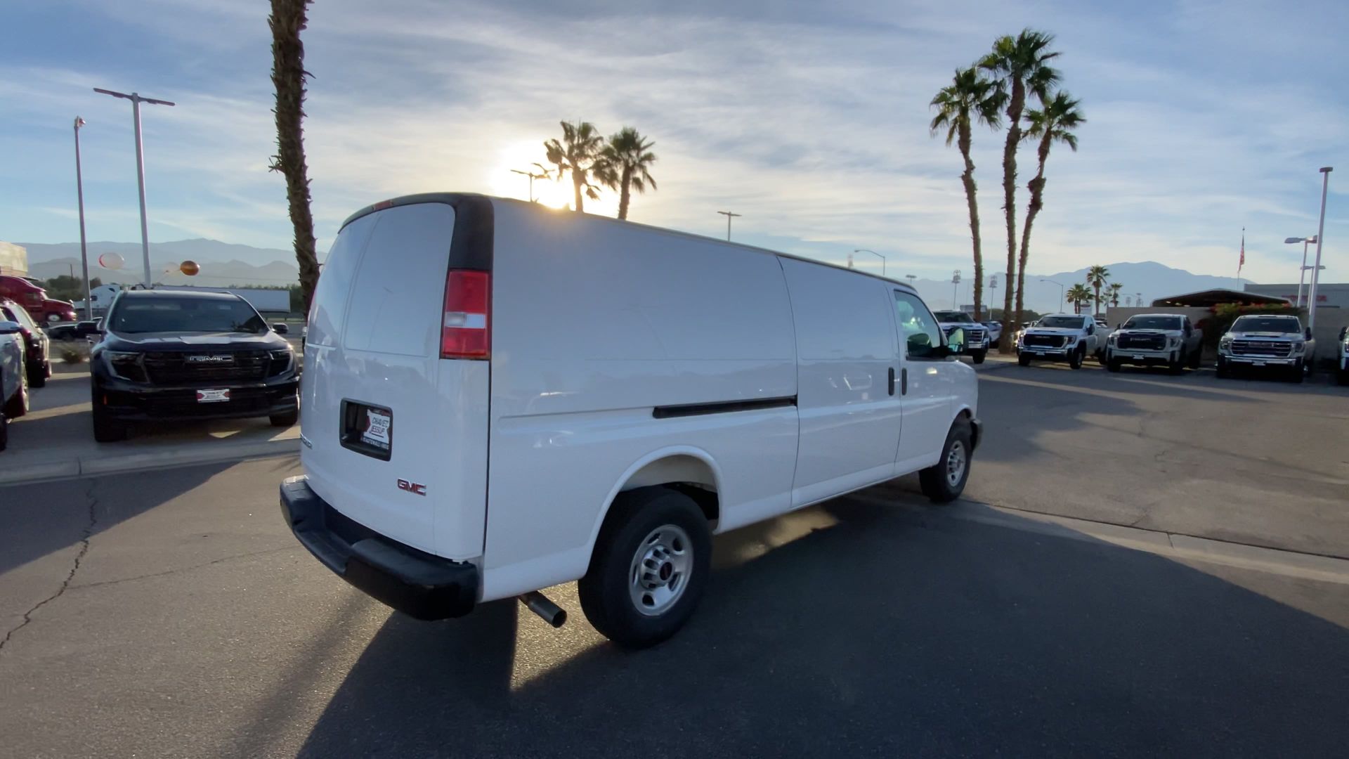 2025 GMC Savana Cargo 2500 Work Van
