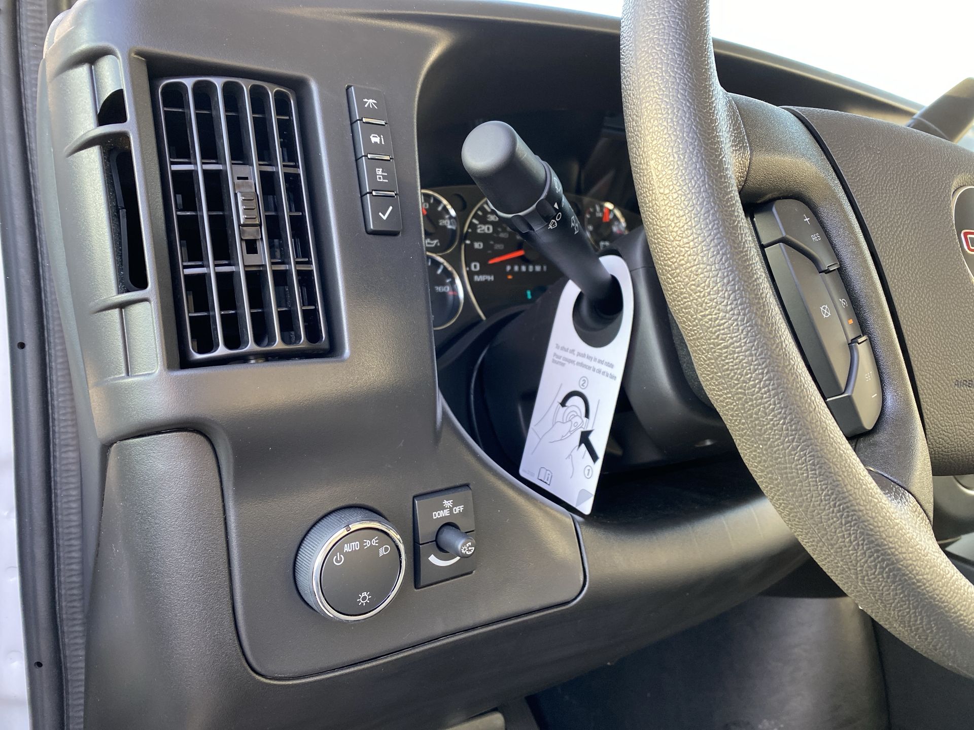 2025 GMC Savana Cargo 2500 Work Van