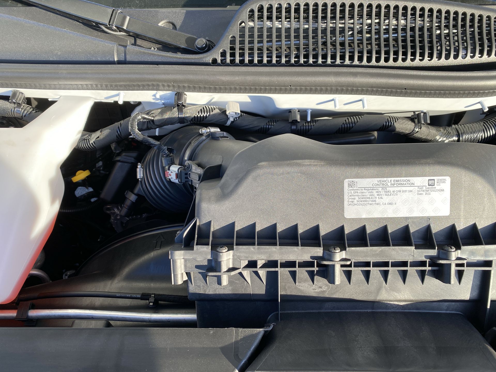 2025 GMC Savana Cargo 2500 Work Van