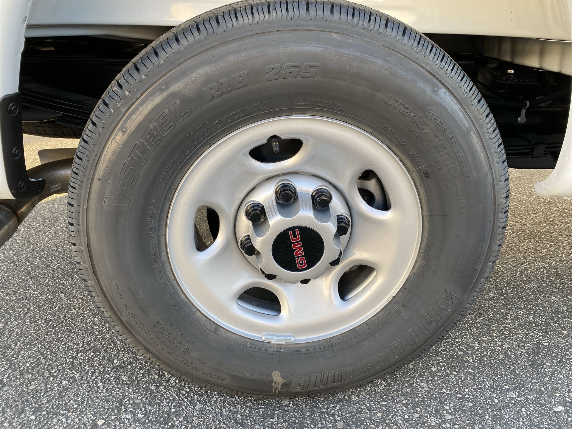 2025 GMC Savana Cargo 2500 Work Van