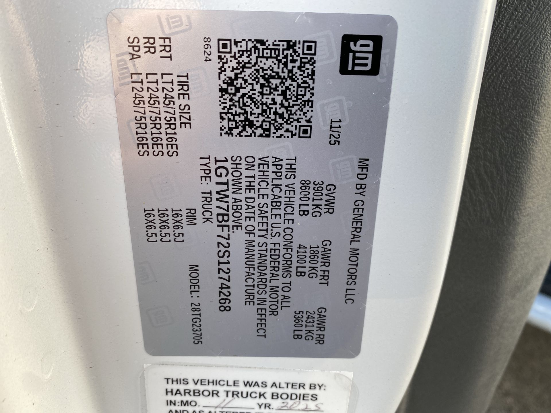 2025 GMC Savana Cargo 2500 Work Van