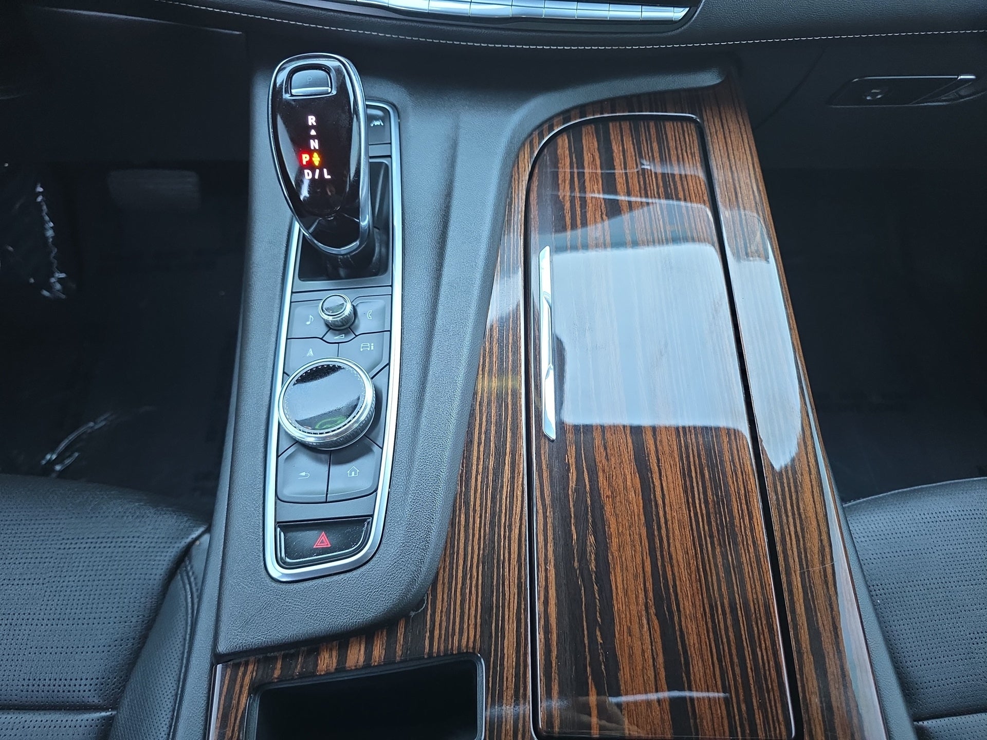2023 Cadillac Escalade ESV RWD Premium Luxury