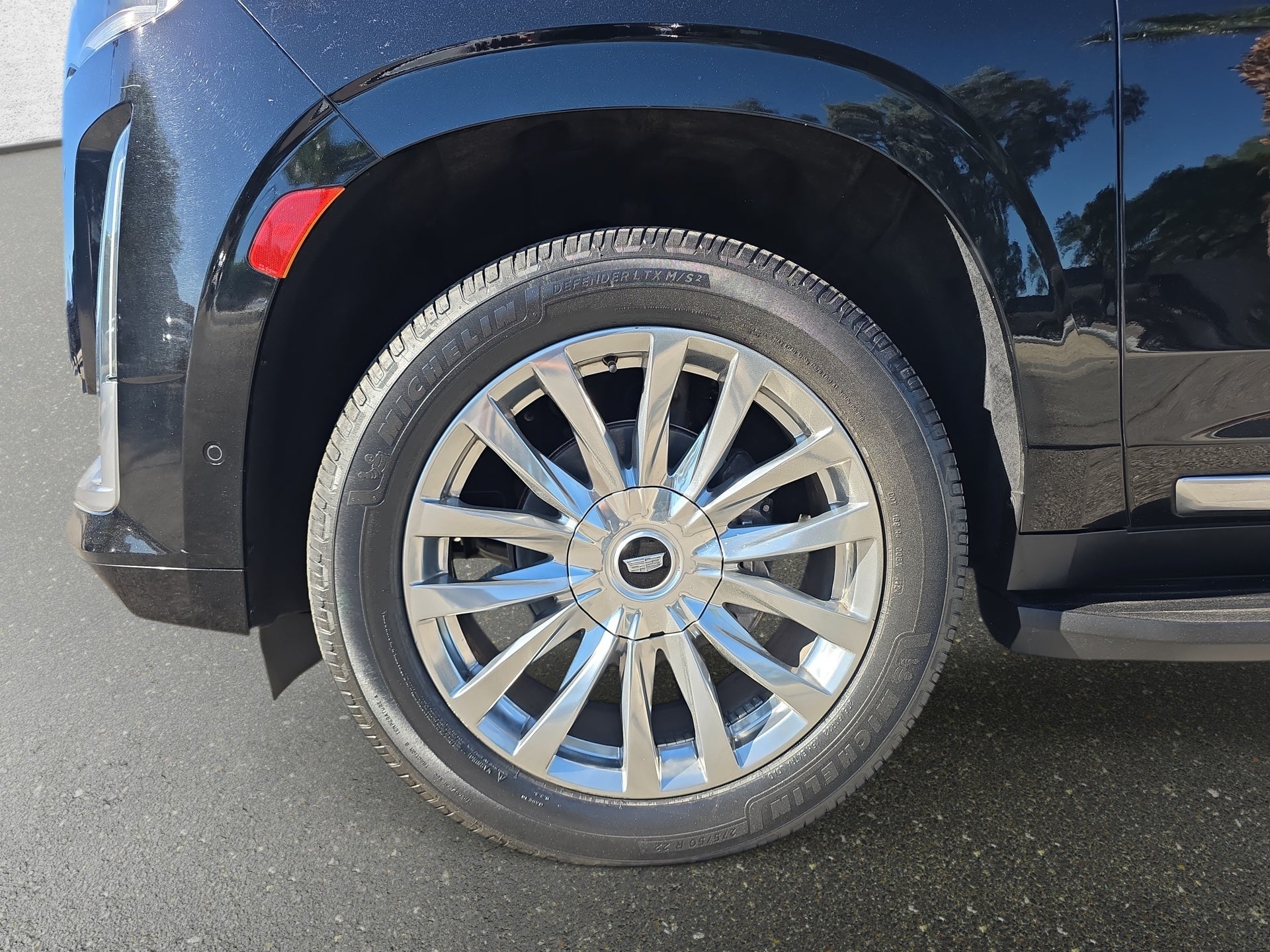 2023 Cadillac Escalade ESV RWD Premium Luxury